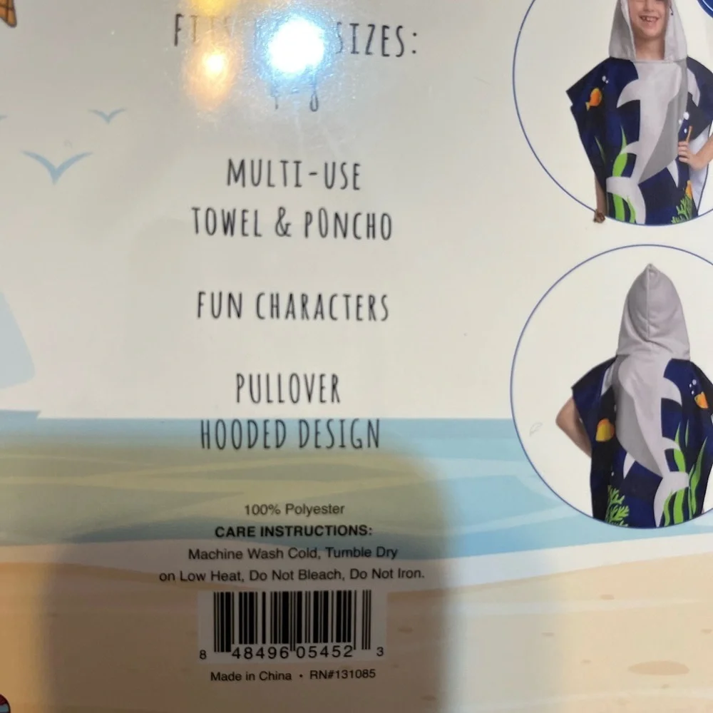 NWOT Kids Shark Towel Poncho- Size 4-8